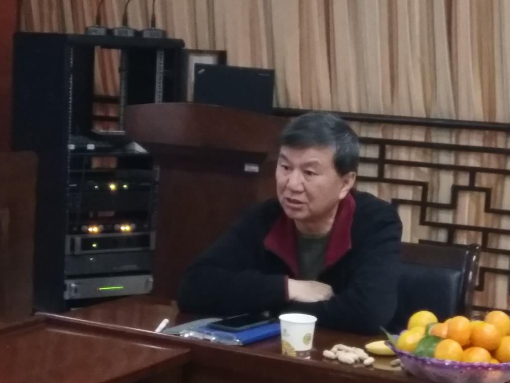 图3为:游俊教授讲话